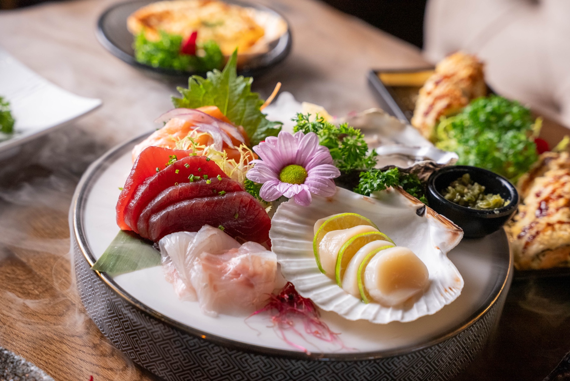 Sushi en fusion gerechten bij Azura