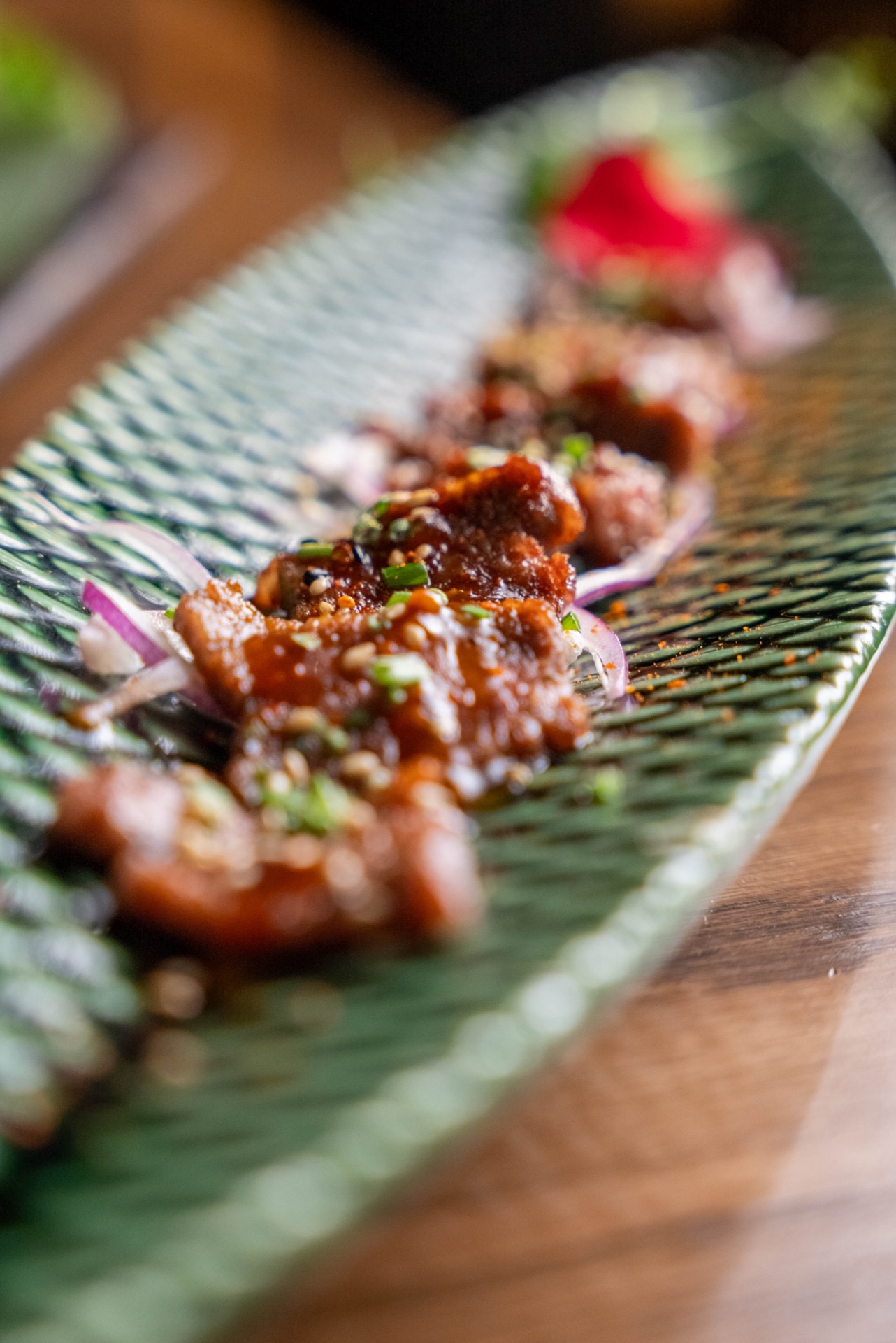 Yakitori van de houtskoolgrill